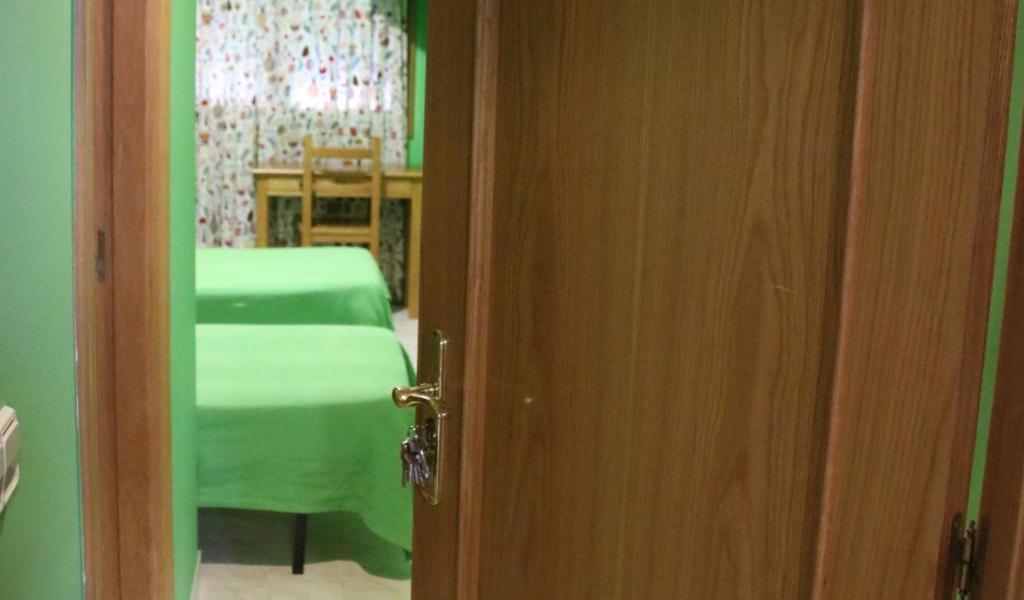 Hostal Burgales Milagro Exteriör bild